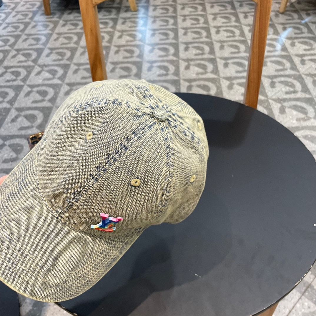 Louis Vuitton Caps